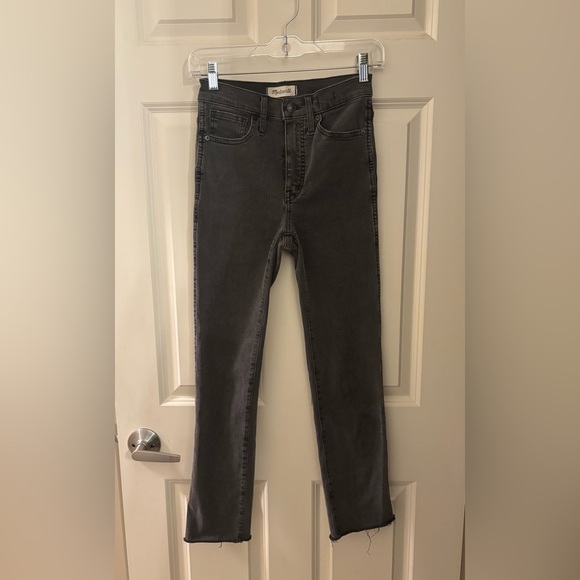 Madewell Stovepipe Straight Stretchy Jeans in Washed Black, Size 23 - Picture 1 of 10